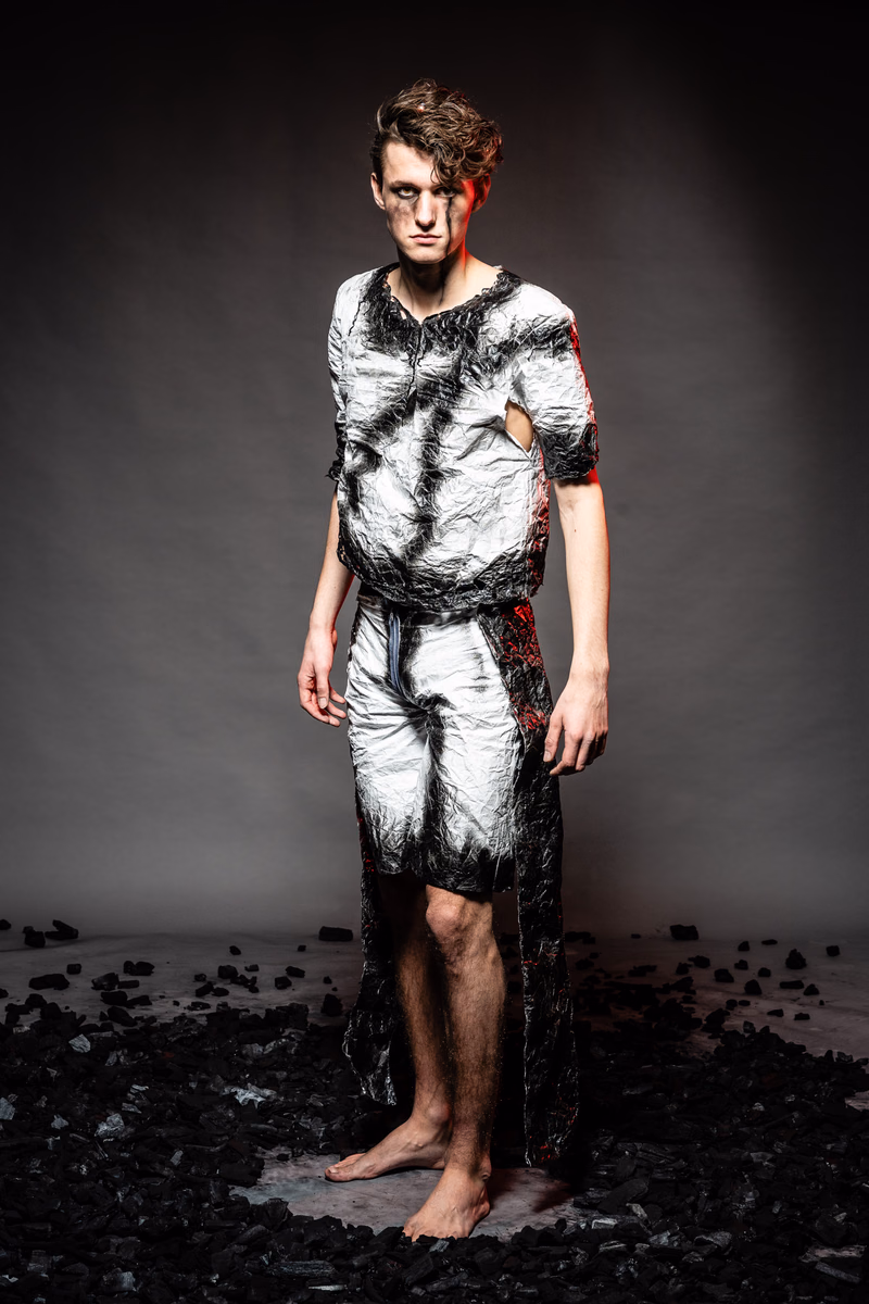 Look 11 — look 11